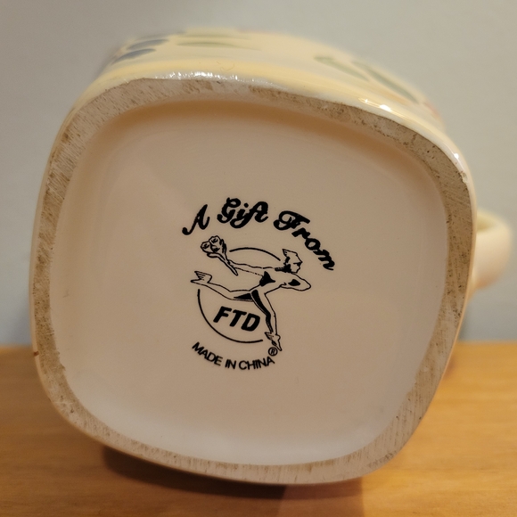 Elegant Ceramic Pitcher with Berry Motif - Picture 5 of 5